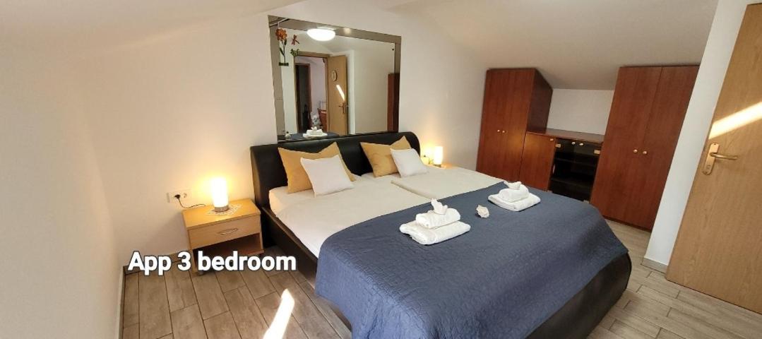 Apartmaji Soncek Izola Ruang foto