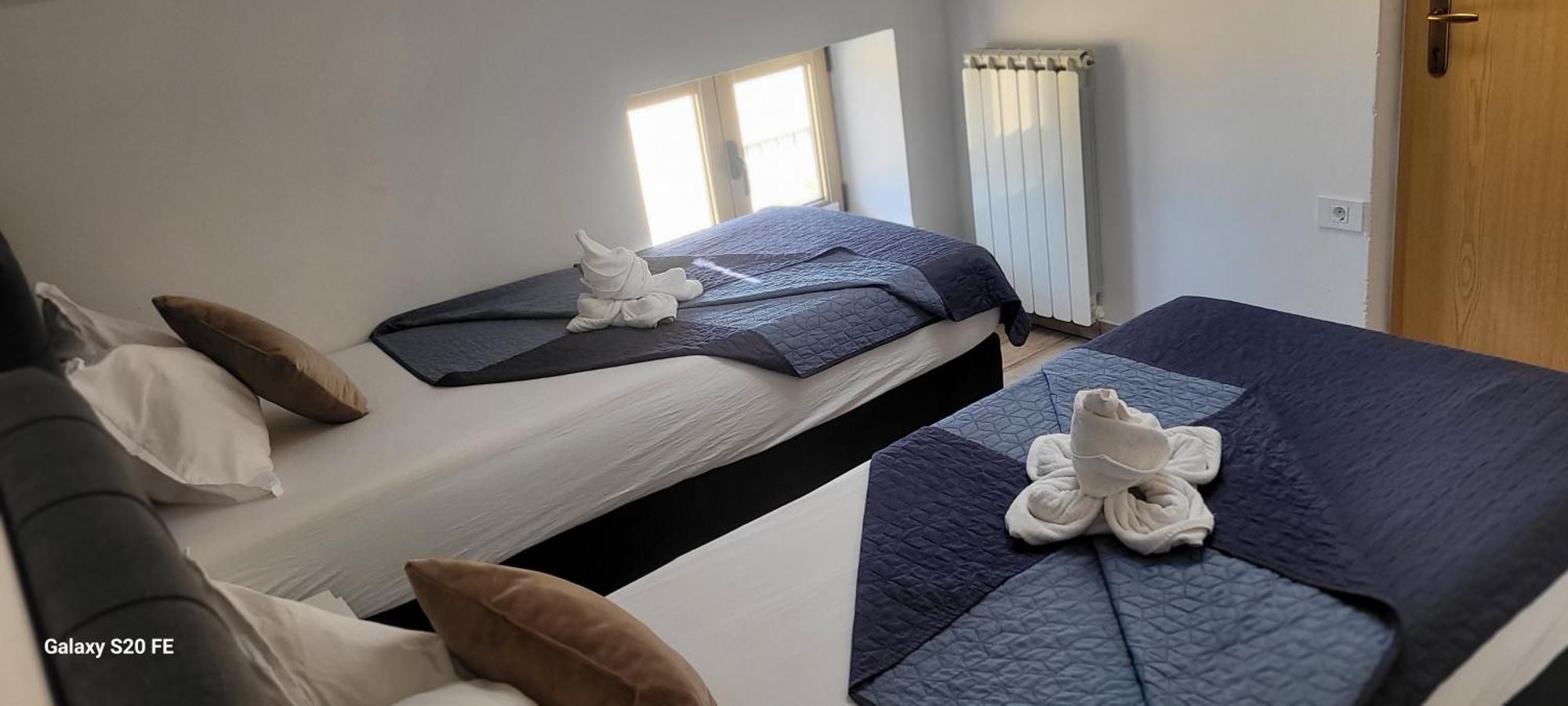 Apartmaji Soncek Izola Bagian luar foto
