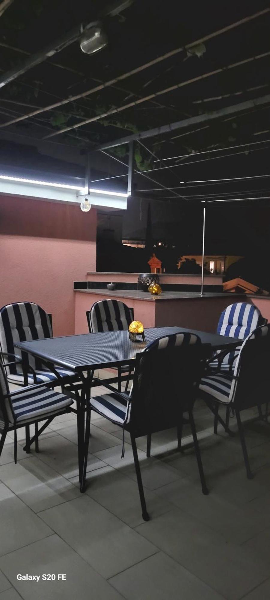 Apartmaji Soncek Izola Bagian luar foto